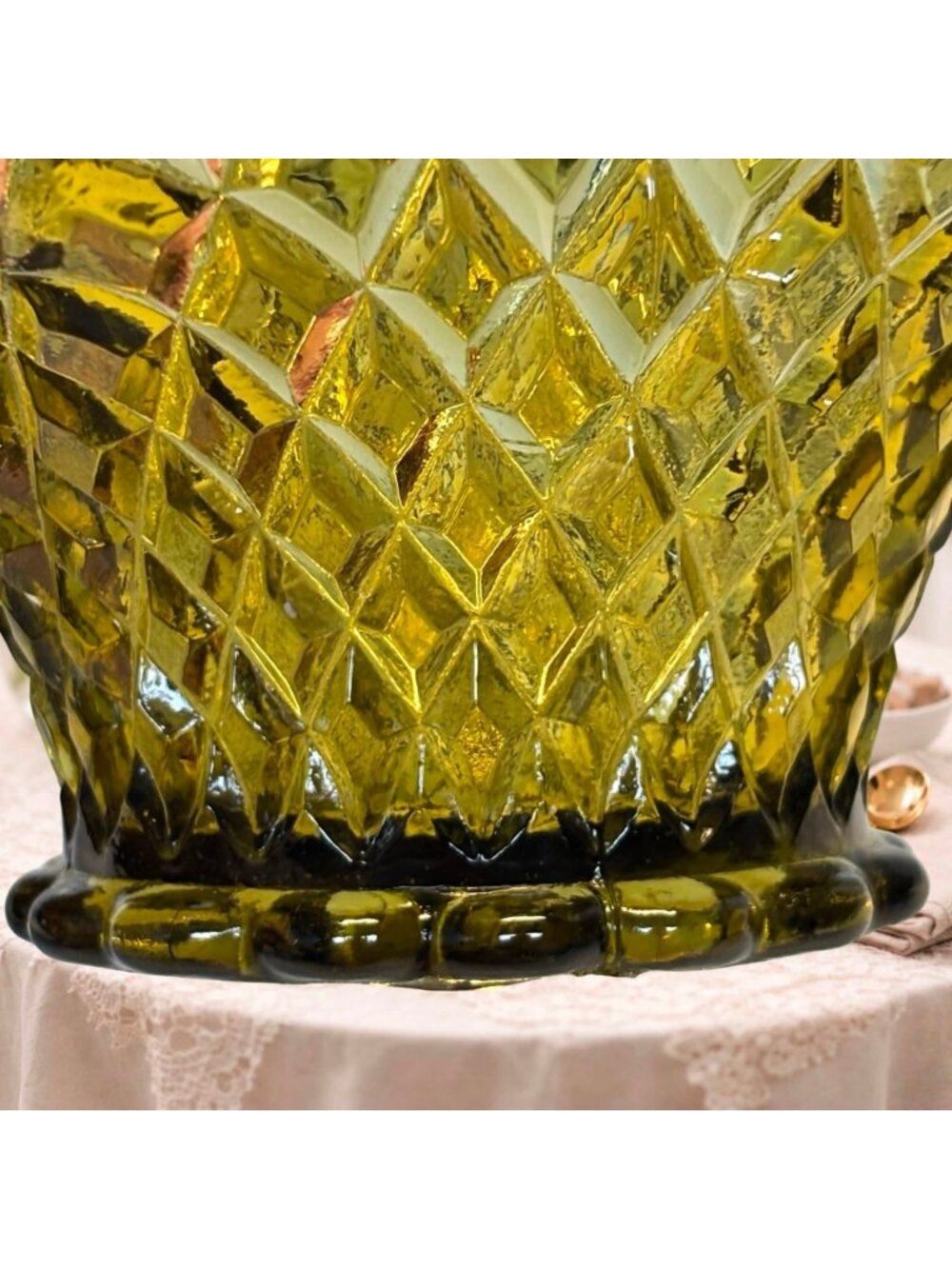 Vintage Indiana Glass Olive Green Diamond Point Handled Basket 7 inches MCM - Picture 10 of 10